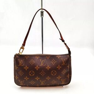 Louis Vuitton LV Accessories Pouch Bag  Pochette Accessoires Monogram (sold)
